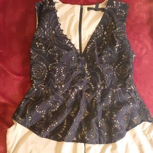 BCBG MAXAZRIA Rena Lace Peplum Top Black sz S